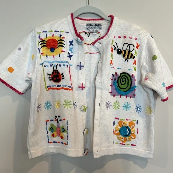 Vintage White Short Sleeve Cardigan Sweater Colorful Insects π π π¦ π π·οΈ π» - Picture 1 of 16